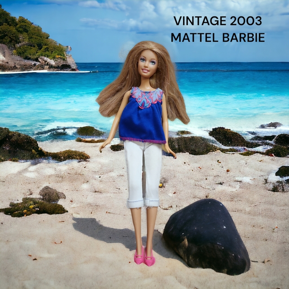 Vintage Mattel Barbie 2003 white capris blue top w pink shoes Barbie doll